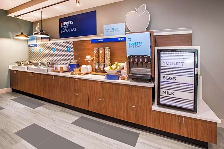 Holiday Inn Express and Suites Hannibal-Medical Center By IHG