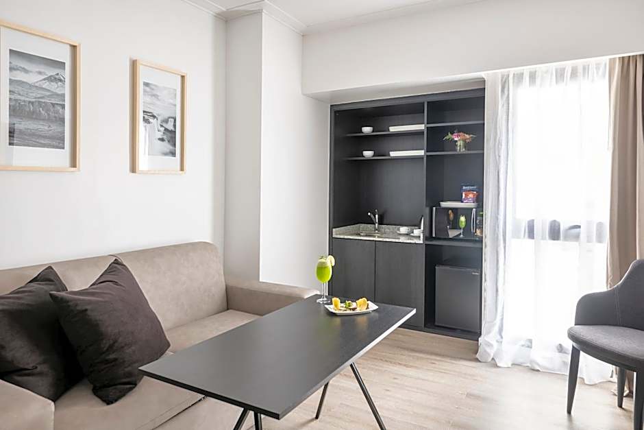 Efe Hotel & Cowork