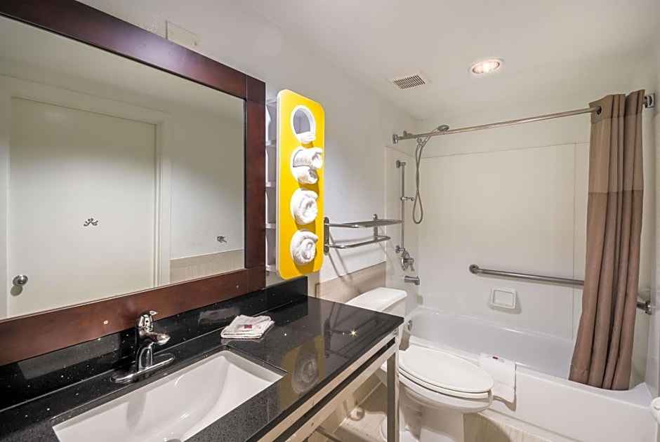 Motel 6-Houston, TX - Brookhollow