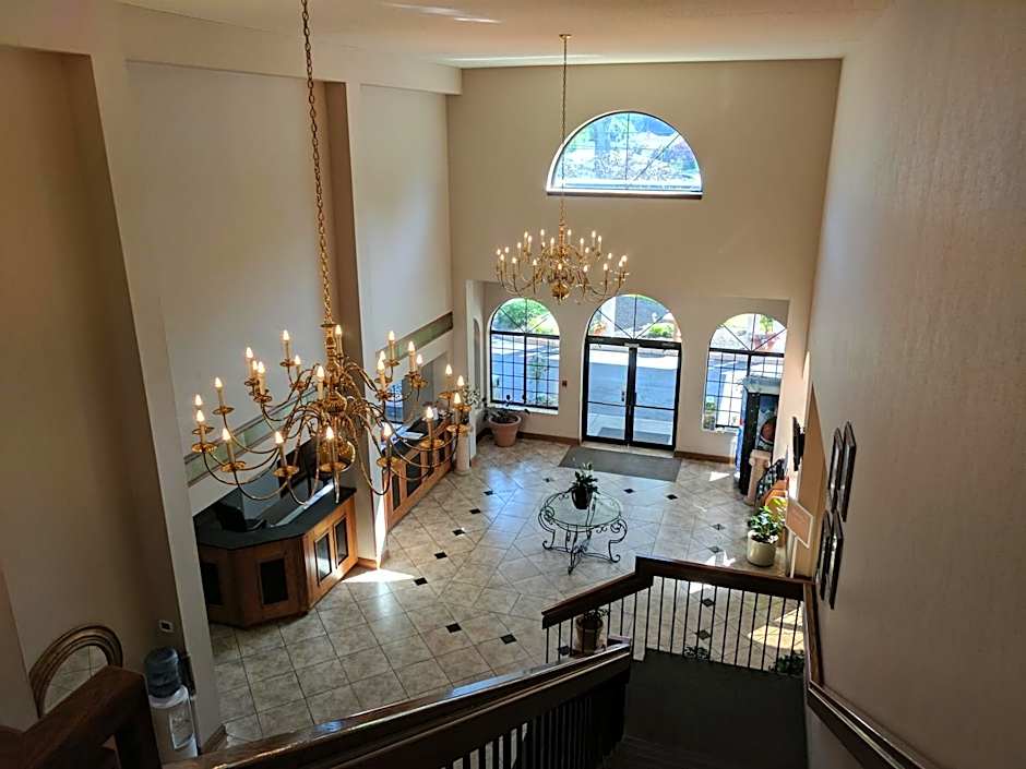 South Shore Inn