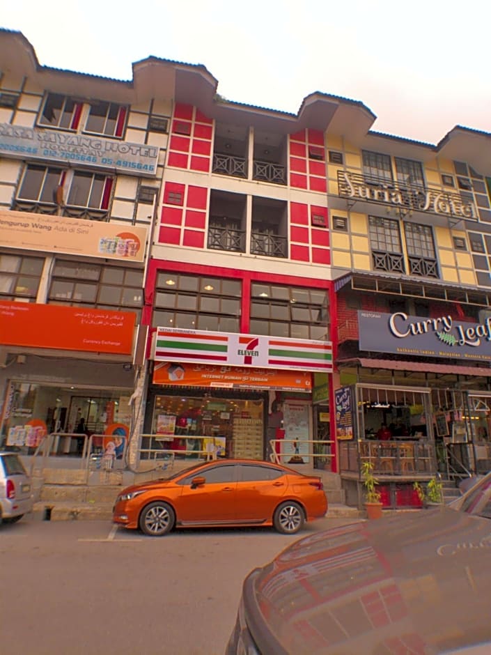 BRICKS Cameron Hostel