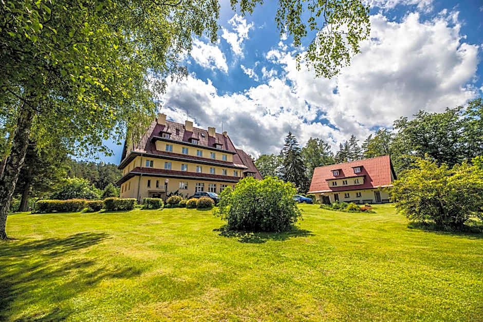 Parkhotel Skalní město