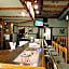 The Hamlet Country Lodge