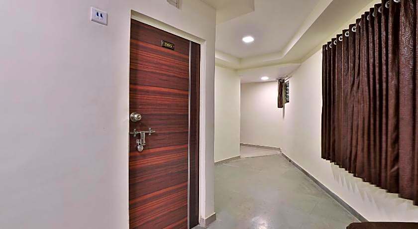 Hotel New Suryam by OYO Rooms – Ahmedabad, TN