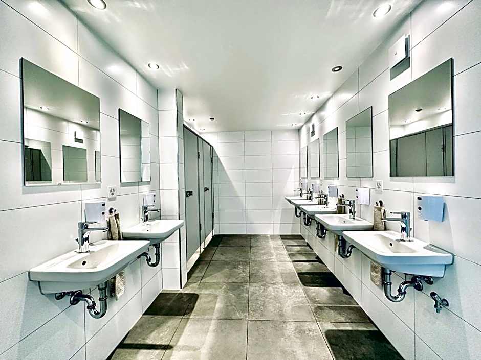 Monteurzimmer - Worker's accommodation - ZIMMERzuVERMIETEN in Bäriswil