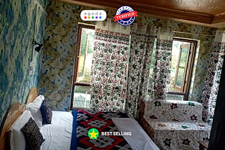 Goroomgo Fiza Guest House Pahalgam
