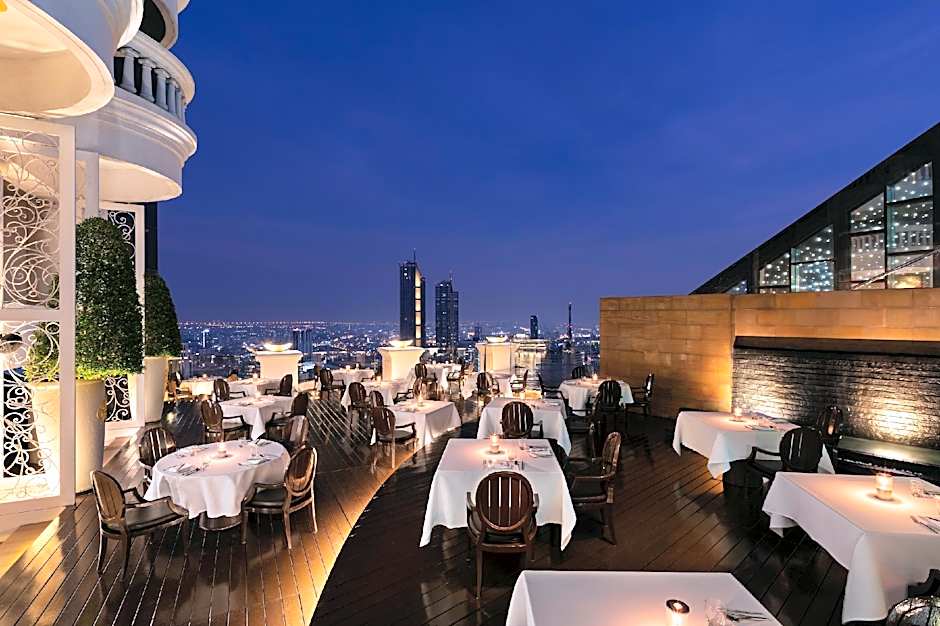 Tower Club At Lebua