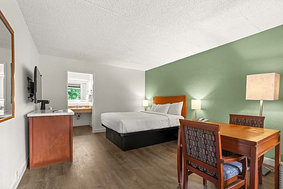 Vagabond Inn Executive Old Town