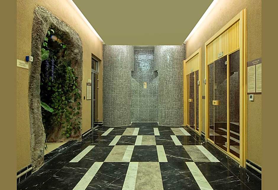 DoubleTree by Hilton Manisa