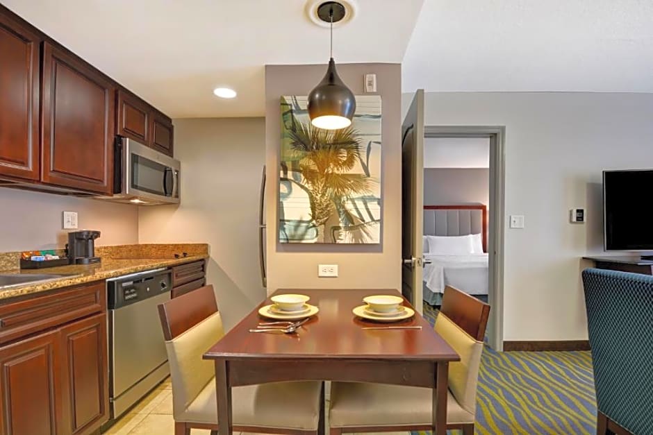 Homewood Suites By Hilton Orlando Lake Buena Vista