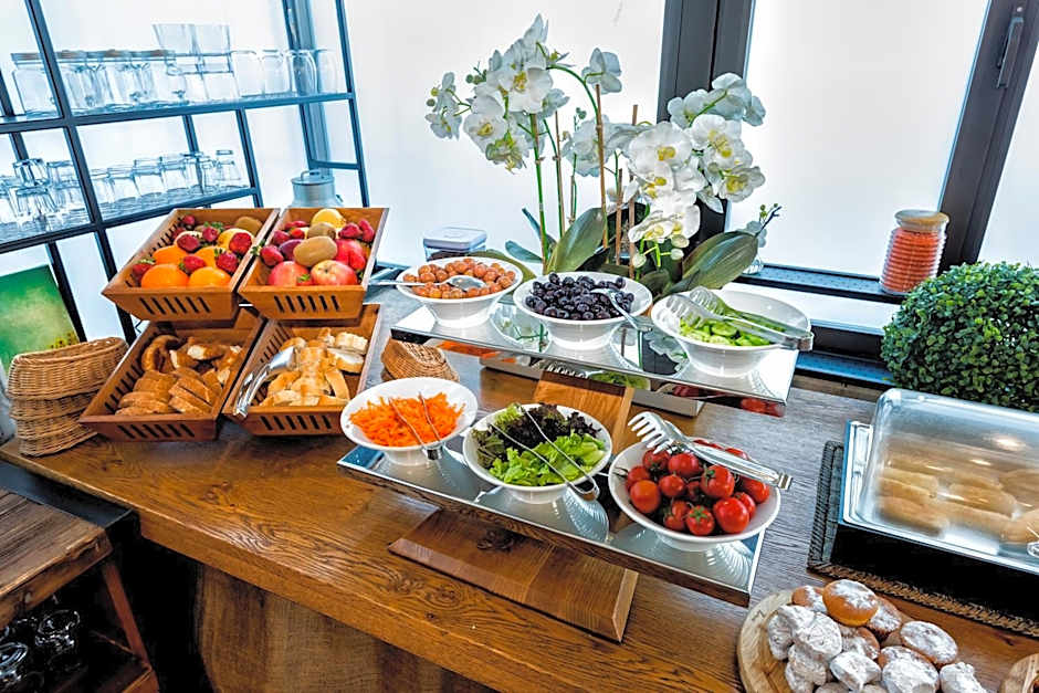 BGuest Hotel & Residence