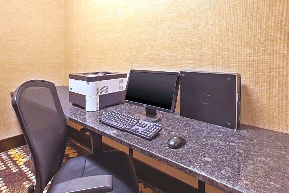 DoubleTree by Hilton Rapid City Downtown Convention Center