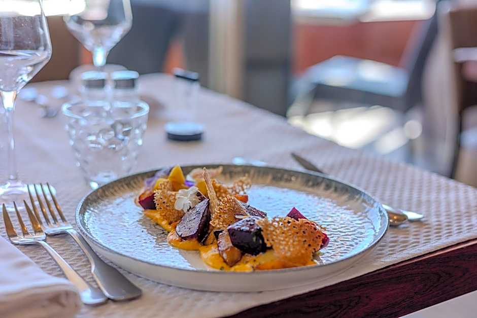 Logis Hôtel & Restaurant Mediterranee