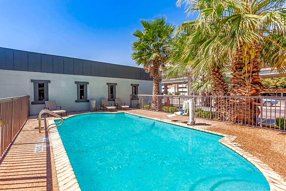 Days Inn Austin University Dwt