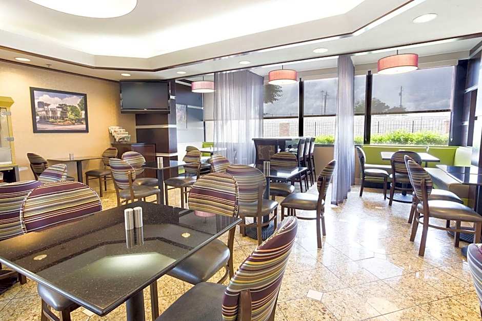 Drury Inn & Suites Atlanta Morrow
