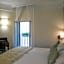 Hotel Cecil