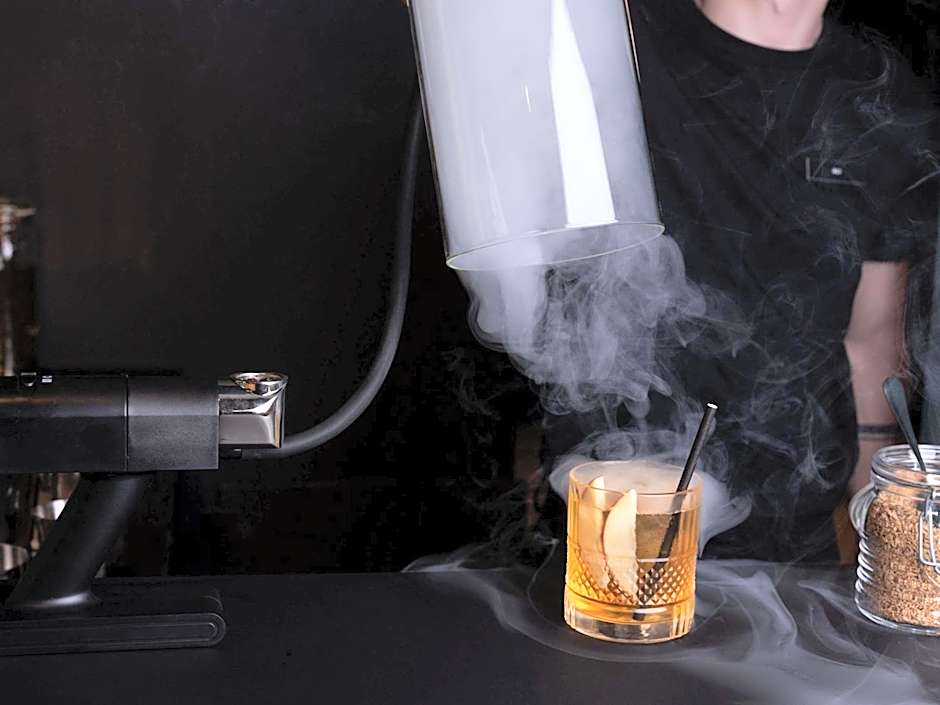 Tribe Paris La Defense Esplanade