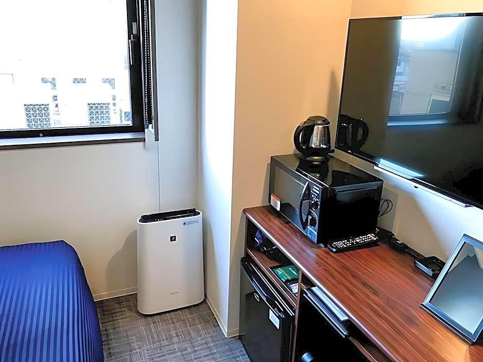 Hotel Livemax Chiba Soga-Ekimae