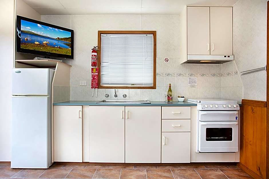 Lake Hamilton Motor Village and Caravan Park