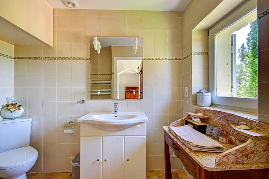 Les Chambres Du Perussier – Cucuron, UT