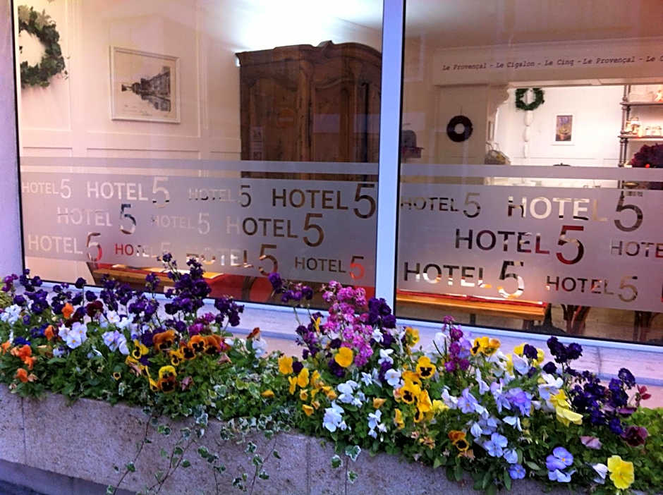 Hotel Le 5