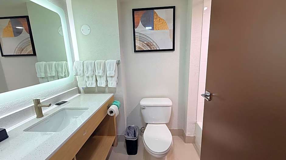 Wingate by Wyndham Athens Near Downtown