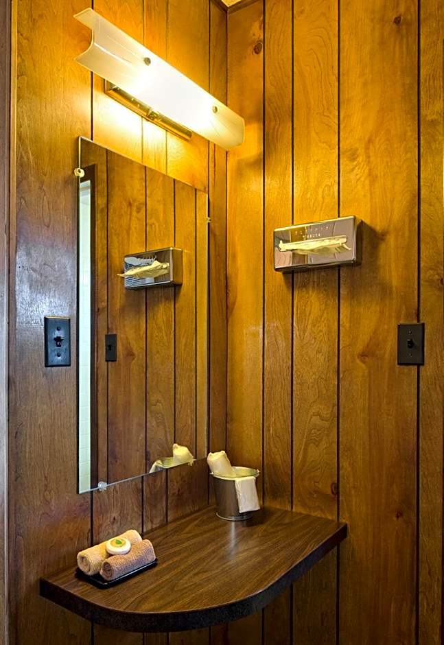 Sunset Motel Moriarty