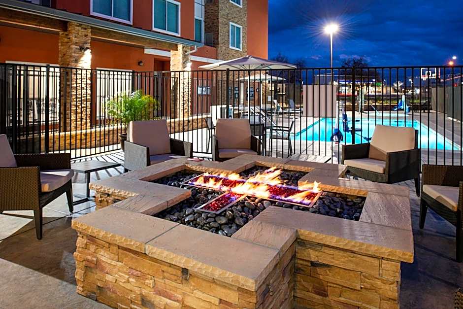 Residence Inn by Marriott Visalia