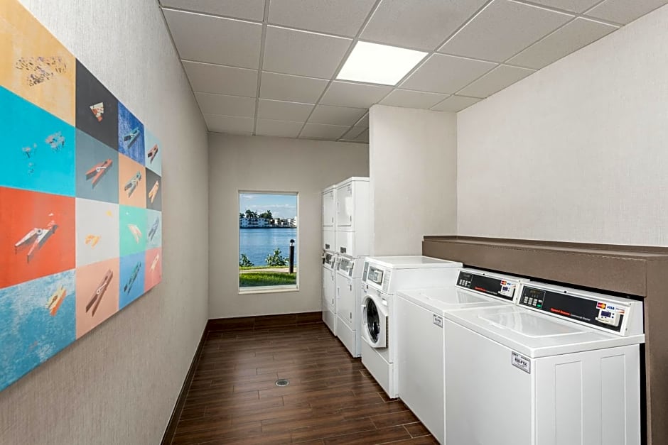 Homewood Suites Miami Airport/Blue Lagoon