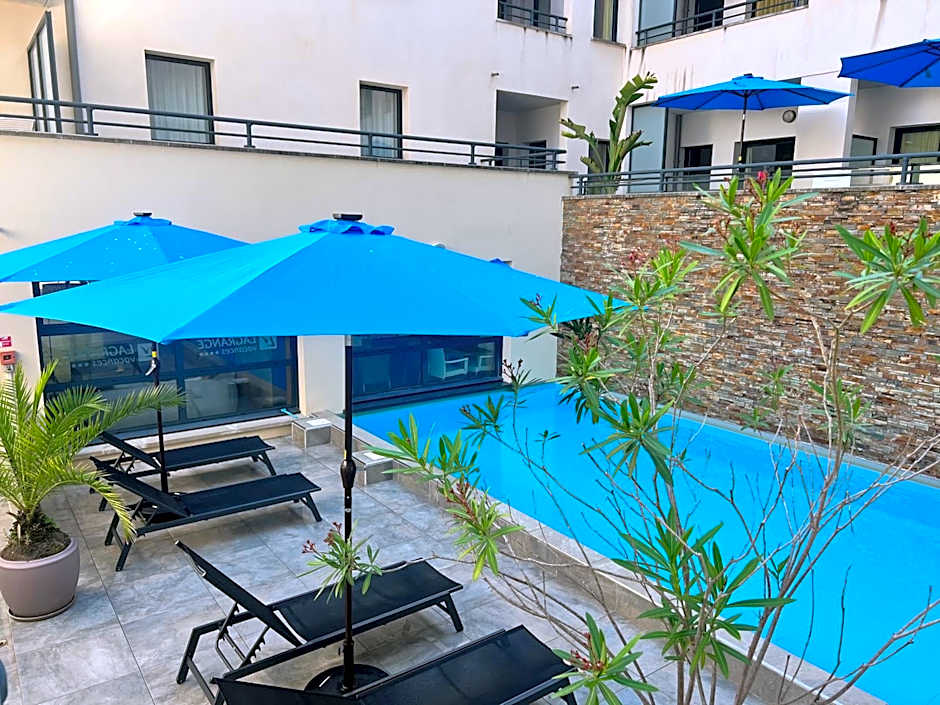 Lagrange Vacances Les Patios Eugénie