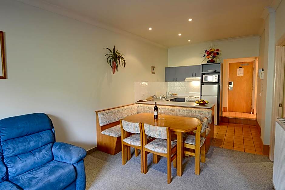 Falls Creek Country Club