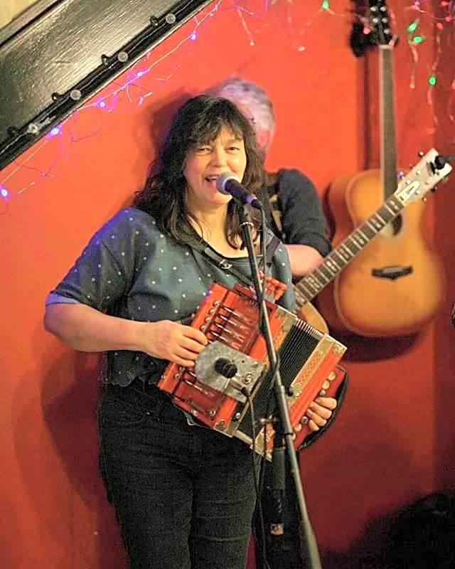 Ty Glyndwr Bunkhouse, Bar and cafe