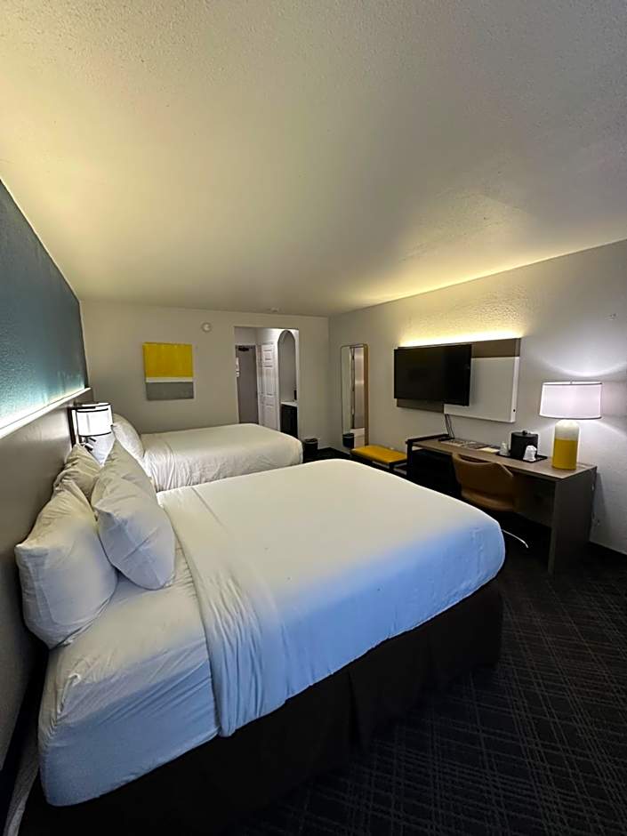 Comfort Inn North Dallas Near the Galleria