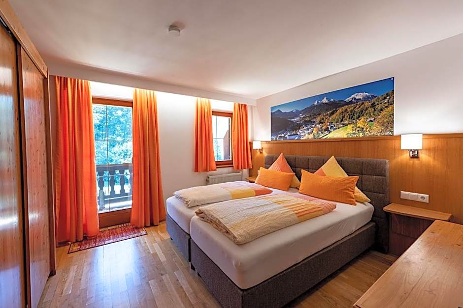 Hotel & Chalets Lampllehen