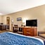 Comfort Inn Ludington near US-10