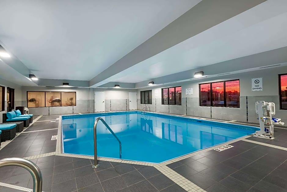 Hawthorn Extended Stay by Wyndham Columbus West