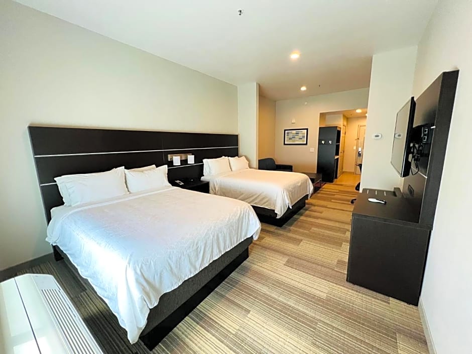 Holiday Inn Express Salinas By IHG