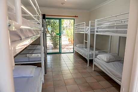 Bed in 8-Bed Mixed Dormitory Room (18-35 years only)