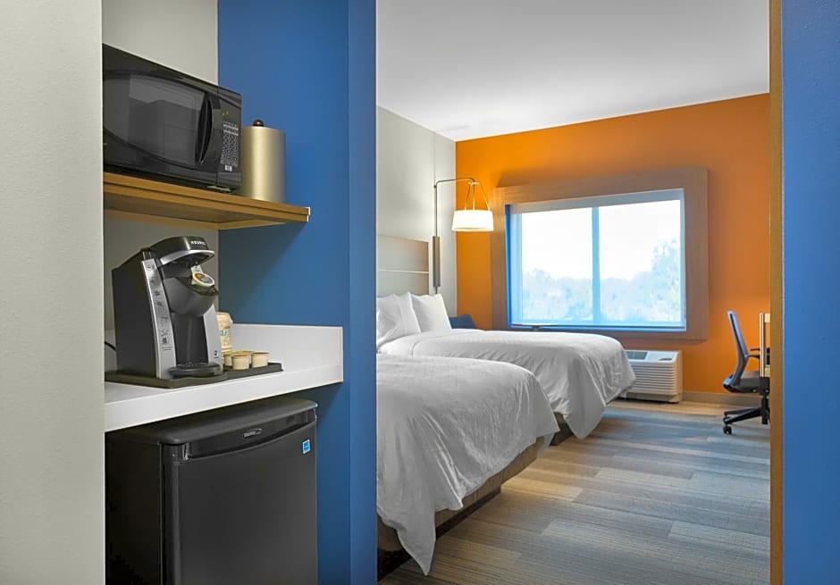 Holiday Inn Express And Suites Fayetteville South By IHG
