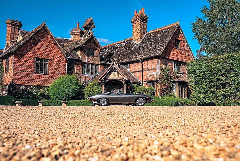 Langshott Manor - Luxury Hotel Gatwick