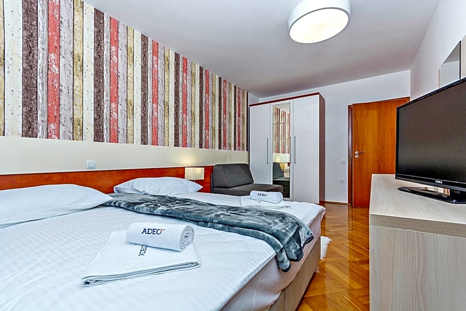 Aparthotel Adeo