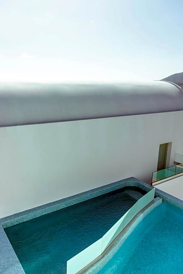 Astro Palace Hotel & Suites