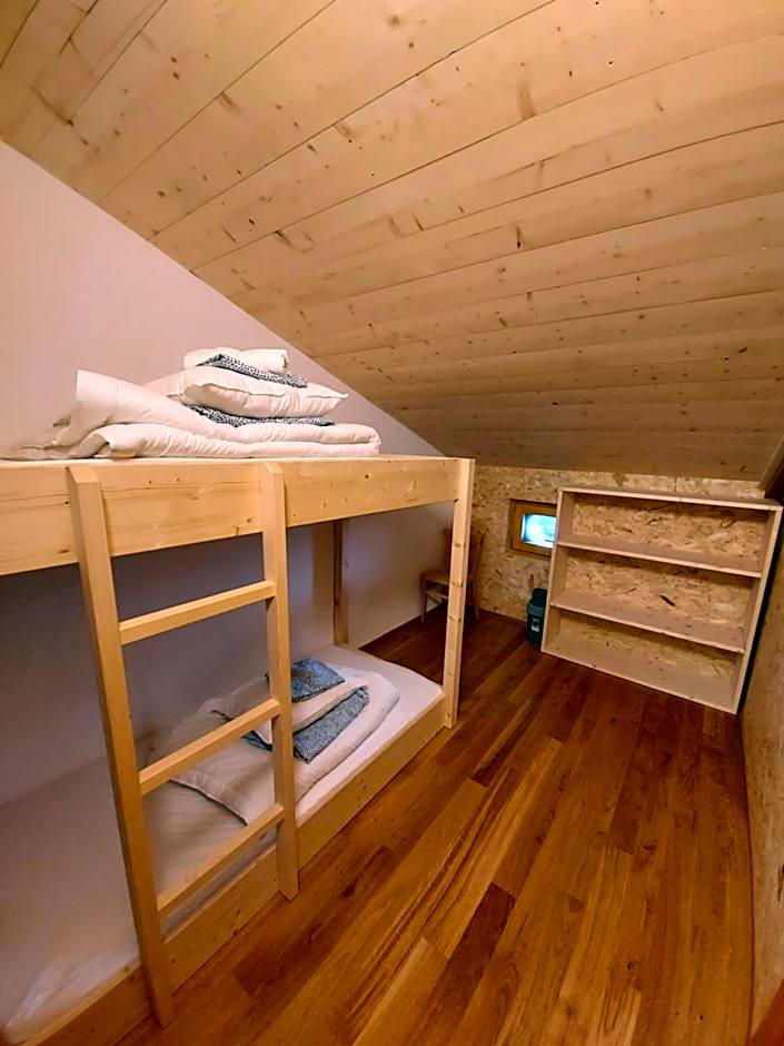 Cabane Bella-Tola