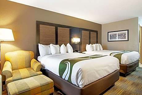 2 Queen Beds, No Smoking