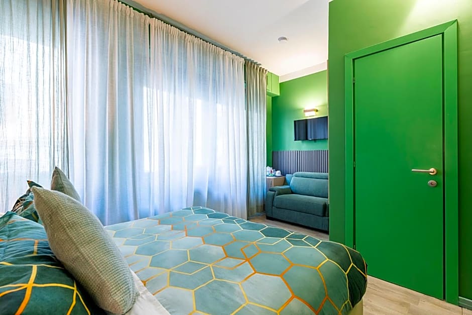 BOBOTEL ROOMS City Center