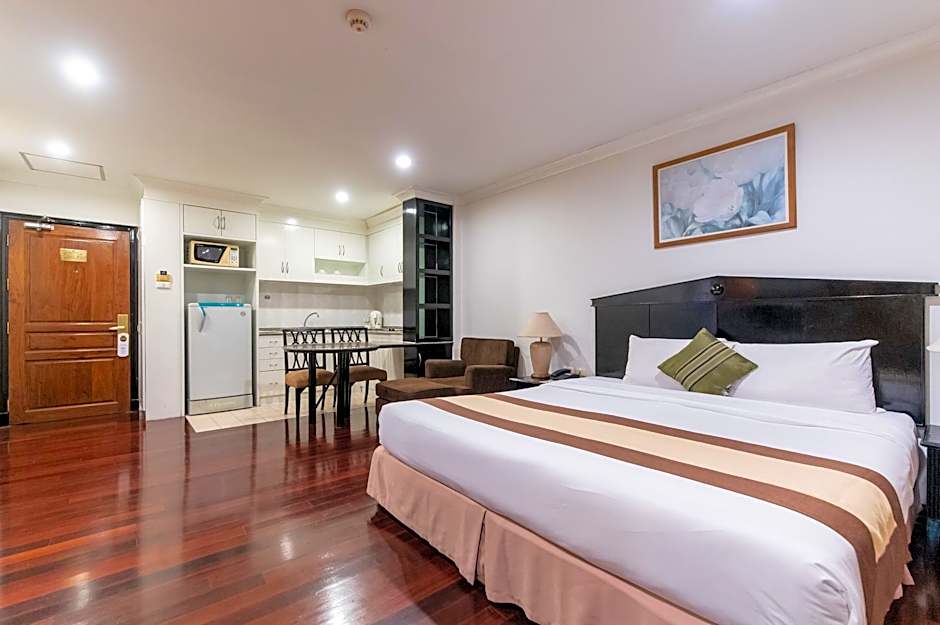 Admiral Suites Bangkok