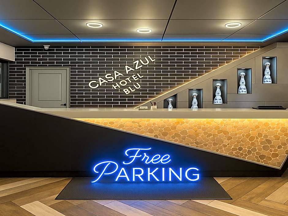 Casa Azul Hotel Blu-UBS Arena