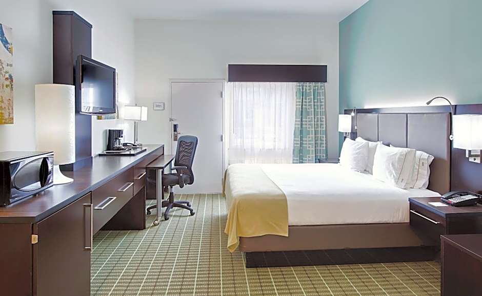 Holiday Inn Express Monticello By IHG