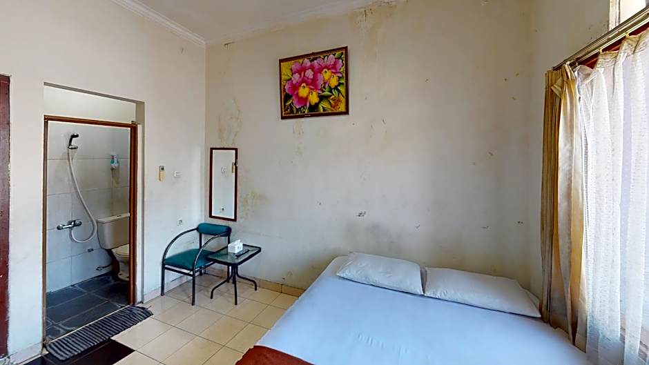 Unique Guesthouse 1 Pasar Baru