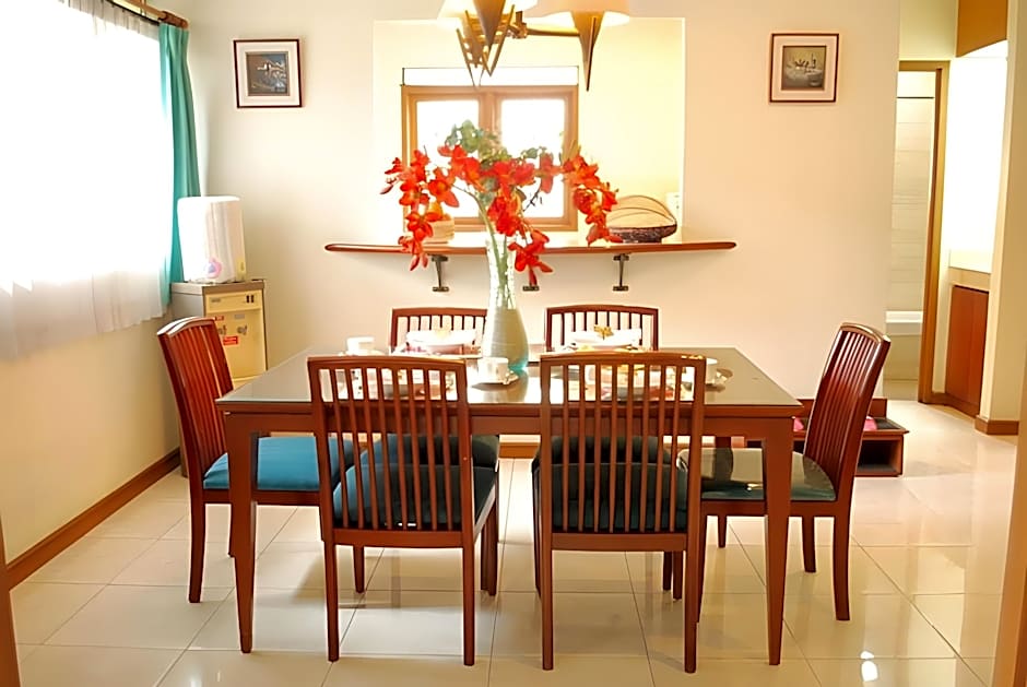 Puri Setiabudhi Residence Hotel